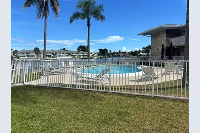 298 SE 6th Ave #15, Pompano Beach, FL 33060 - Photo 16
