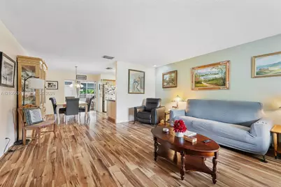 540 S Rainbow Dr, Hollywood, FL 33021 - Photo 6