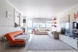 250 174th St, Sunny Isles Beach, FL 33160 - Photo 2