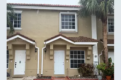 320 SW 120th Ave #320, Pembroke Pines, FL 33025 - Photo 1