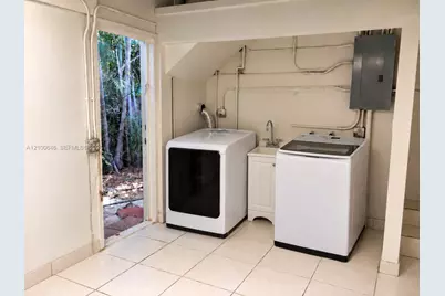 10417 NE 2nd Ave, Miami Shores, FL 33138 - Photo 38
