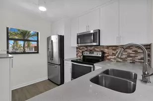 7142 Golf Colony Ct, Lake Worth, FL 33467 - Photo 6