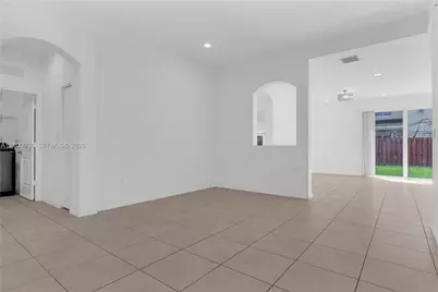 28202 SW 128th Path #28202, Homestead, FL 33033 - Photo 8