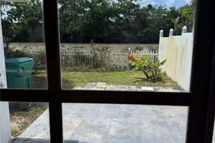 1420 SW 28th Ave, Boynton Beach, FL 33426 - Photo 14