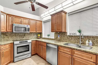 8514 SW 209th Ln, Cutler Bay, FL 33189 - Photo 6