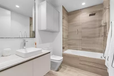 5775 Collins Ave #1005, Miami Beach, FL 33140 - Photo 16