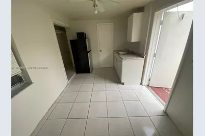 2140 NE 170th St, North Miami Beach, FL 33162 - Photo 6