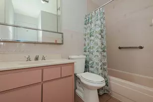 7802 W 18th Ln, Hialeah, FL 33014 - Photo 16