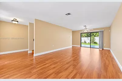 9193 SW 128th Ln, Miami, FL 33176 - Photo 8