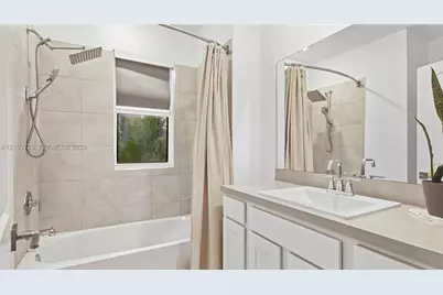1791 SE 9th Ter, Homestead, FL 33034 - Photo 20
