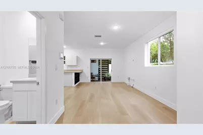 1791 SE 9th Ter, Homestead, FL 33034 - Photo 6