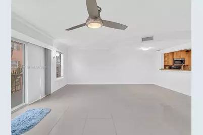 620 Tennis Club Dr #301, Fort Lauderdale, FL 33311 - Photo 10