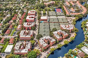 620 Tennis Club Dr, Fort Lauderdale, FL 33311 - Photo 38