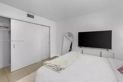 1251 NE 108th St #501, Miami, FL 33161 - Photo 26