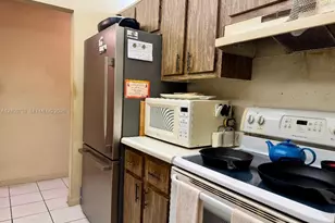 10742 La Placida Dr, Coral Springs, FL 33065 - Photo 2