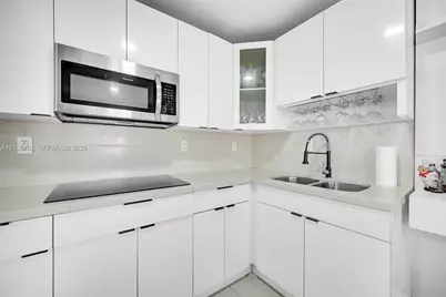 1271 W 79th St, Hialeah, FL 33014 - Photo 12
