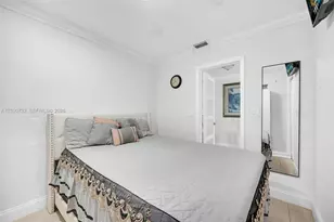 1271 W 79th St, Hialeah, FL 33014 - Photo 18