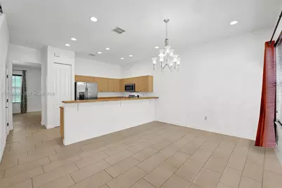 475 SW 147th Ter #6-48, Pembroke Pines, FL 33027 - Photo 6