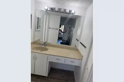 1128 N Hiatus Rd #1128, Pembroke Pines, FL 33026 - Photo 8