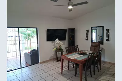7557 W 4th Ln, Hialeah, FL 33014 - Photo 12