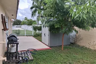 7557 W 4th Ln, Hialeah, FL 33014 - Photo 4