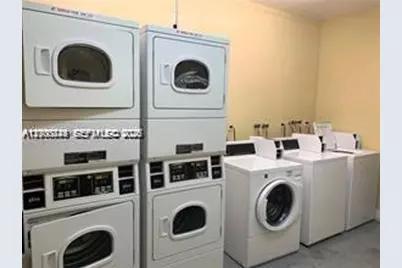 11905 NE 2nd Ave #C204, North Miami, FL 33161 - Photo 8