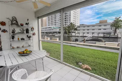440 Paradise Isle Blvd #107, Hallandale Beach, FL 33009 - Photo 2