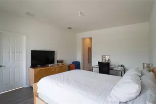 10401 NW 61 Ln., Doral, FL 33178 - Photo 24