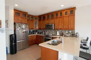 10401 NW 61 Ln., Doral, FL 33178 - Photo 8