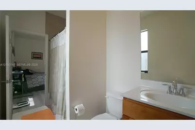 10401 NW 61st Ln, Doral, FL 33178 - Photo 18