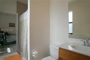 10401 NW 61 Ln., Doral, FL 33178 - Photo 18