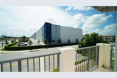 10401 NW 61st Ln, Doral, FL 33178 - Photo 28