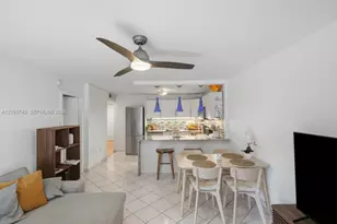 1020 Meridian Ave, Miami Beach, FL 33139 - Photo 8