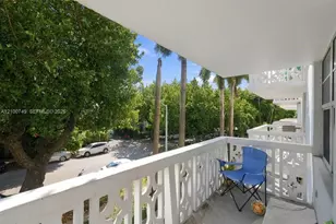 1020 Meridian Ave, Miami Beach, FL 33139 - Photo 6