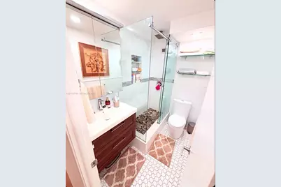 1020 Meridian Ave #208, Miami Beach, FL 33139 - Photo 6