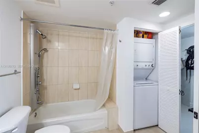 1750 N Bayshore Dr #4312, Miami, FL 33132 - Photo 12
