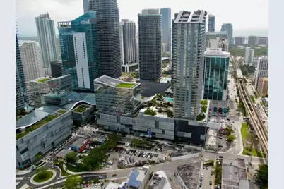 92 SW 3rd St #5102, Miami, FL 33130 - Photo 2
