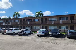 170 SW 11th Ave, Hallandale Beach, FL 33009 - Photo 18