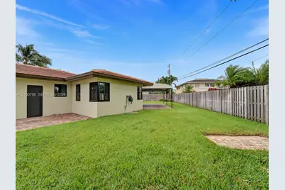2756 NE 33rd St, Fort Lauderdale, FL 33306 - Photo 54