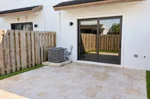 10907 SW 233rd St, Homestead, FL 33032 - Photo 10