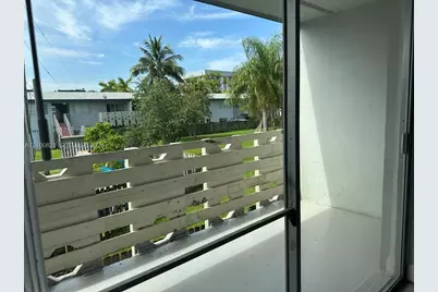 980 NE 170th St #212, North Miami Beach, FL 33162 - Photo 4