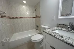 980 NE 170th St, North Miami Beach, FL 33162 - Photo 6