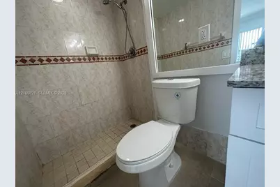 980 NE 170th St #212, North Miami Beach, FL 33162 - Photo 8