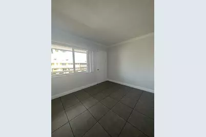 980 NE 170th St #212, North Miami Beach, FL 33162 - Photo 16