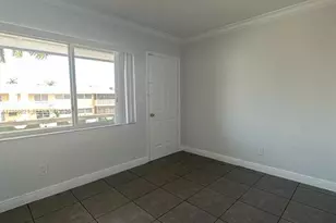 980 NE 170th St, North Miami Beach, FL 33162 - Photo 16