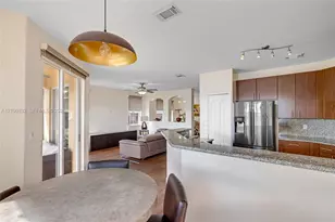 7901 NW 113th Pl, Doral, FL 33178 - Photo 6