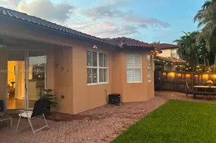 7901 NW 113th Pl, Doral, FL 33178 - Photo 10