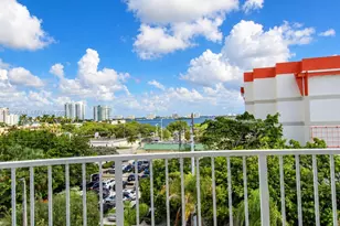 1555 N Treasure Dr, North Bay Village, FL 33141 - Photo 8