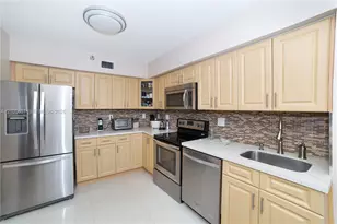 19195 NE 36th Ct, Aventura, FL 33180 - Photo 22