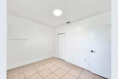 200 NW 17th Ct #0, Miami, FL 33125 - Photo 12